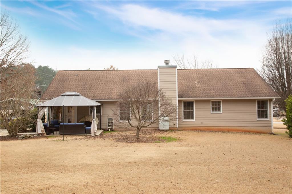 24 Austin Way Jefferson, GA 30549 - Photo 30 of 31 a front view of a house with a yard
