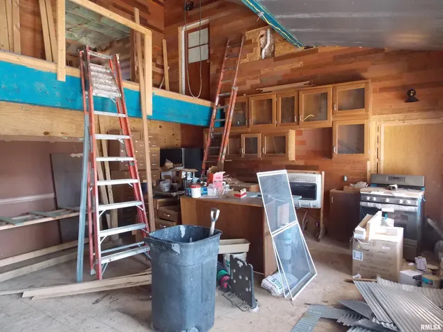 $365,400 | 223 North Broadway, Unit 215, Centralia, IL 62801