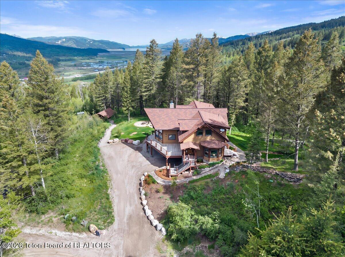 1558 Trail Ridge Road Alpine, WY 83128 - Photo 3 of 45 Exterior