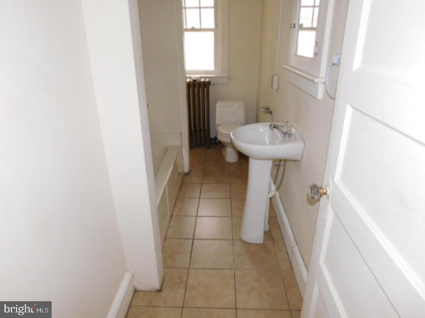 1127 Union Street Reading, PA 19604 - Photo 10 of 13 Bathroom
