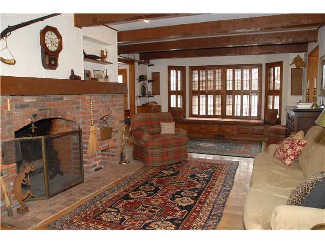 2285 Pinebrook Road Upper Arlington, OH 43220 - Photo 3 of 24 Gallery Image 3