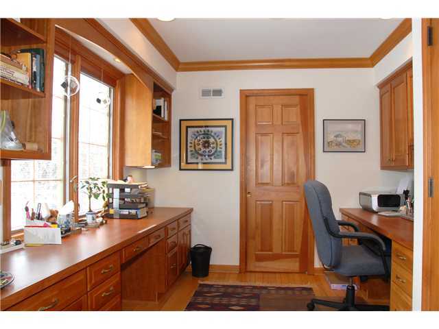 2285 Pinebrook Road Upper Arlington, OH 43220 - Photo 10 of 24 Gallery Image 10