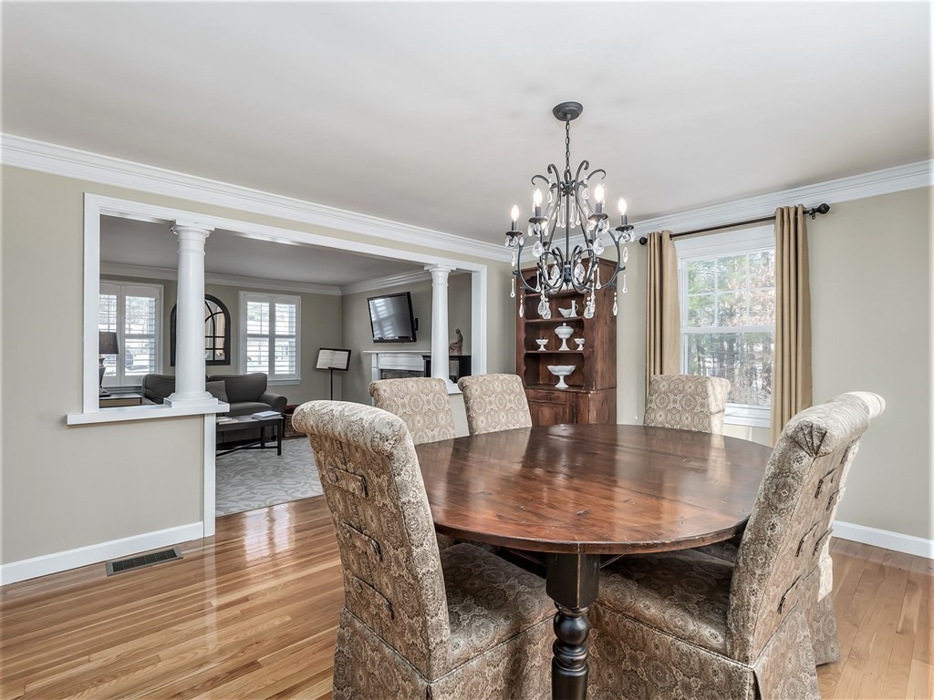 17 Trotting Road Chelmsford, MA 01824 - Photo 8 of 28 Gallery Image 8