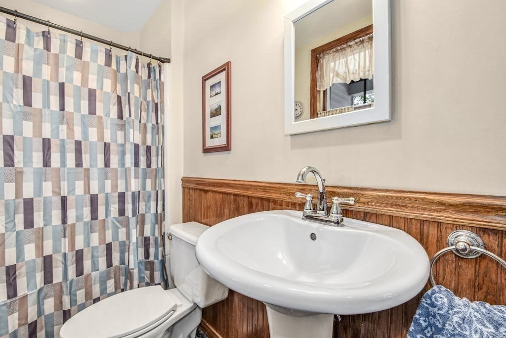 16 Fisher Road Dedham, MA 02026 - Photo 16 of 27 Gallery Image 16