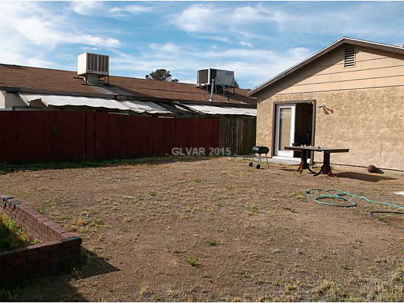 2505 Rialto Road Las Vegas, NV 89108 - Photo 26 of 33 Yard/Garden.