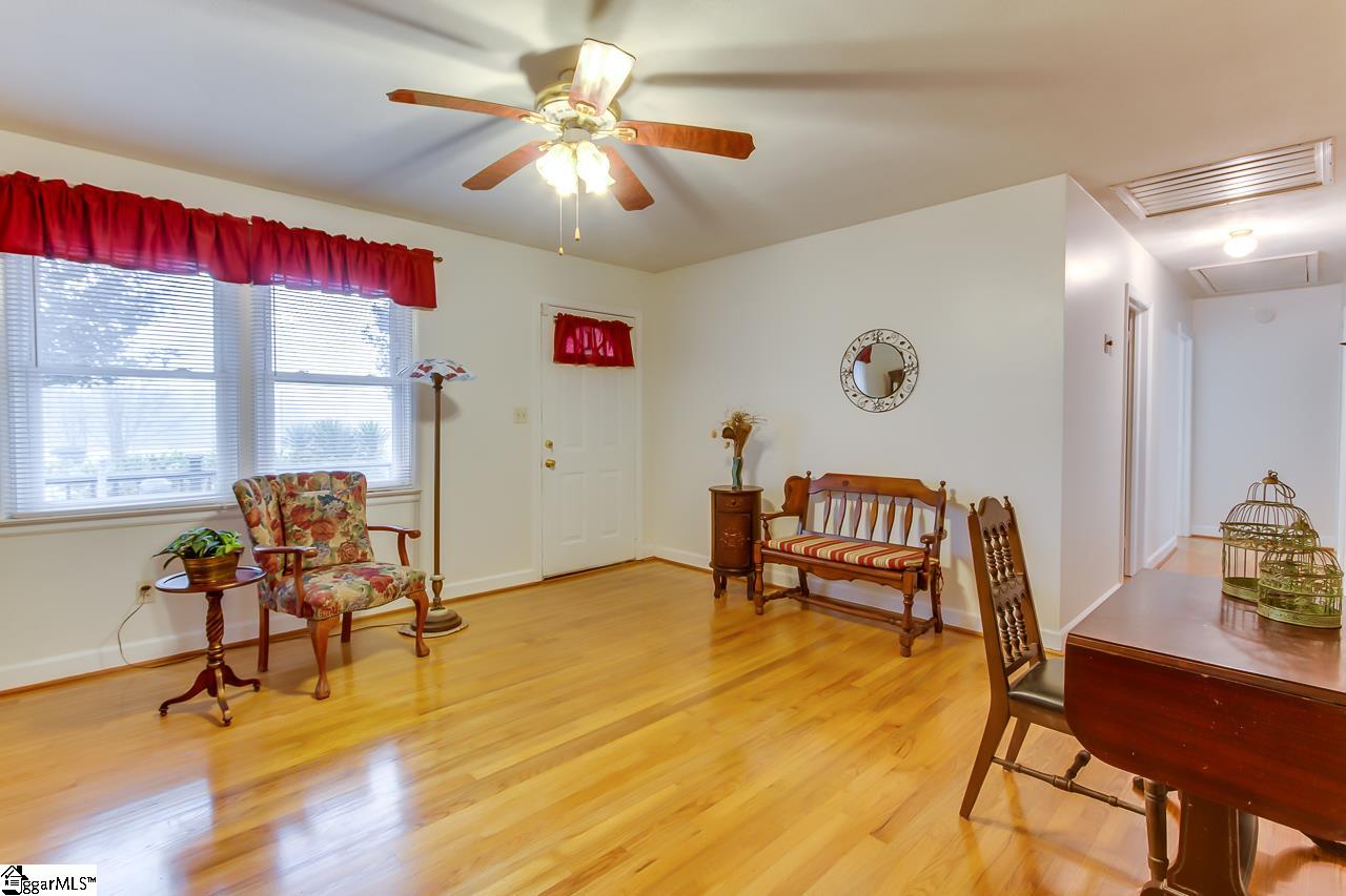 111 Mulliken Road Central, SC 29630 - Photo 3 of 18