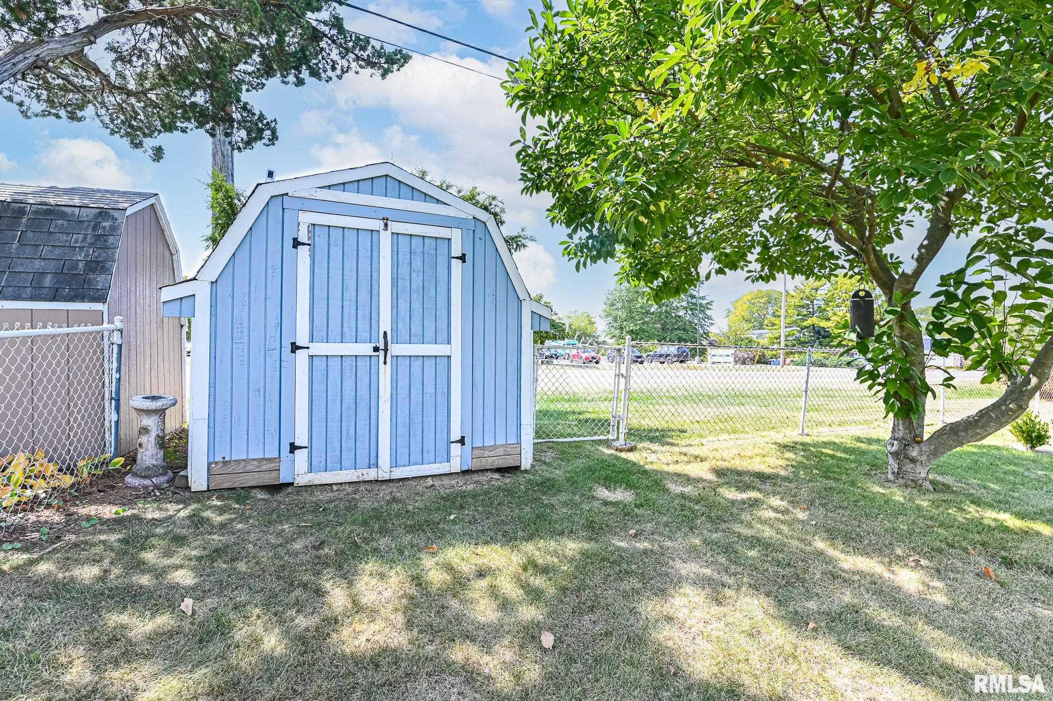 6615 North Randwick Road Peoria, IL 61615 - Photo 24 of 26 Gallery Image 24