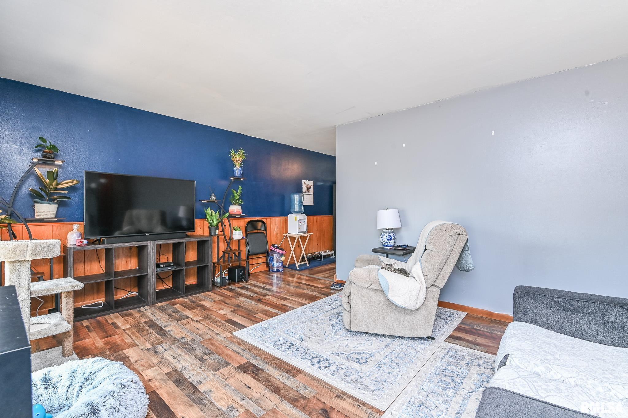 6615 North Randwick Road Peoria, IL 61615 - Photo 5 of 26 Gallery Image 5