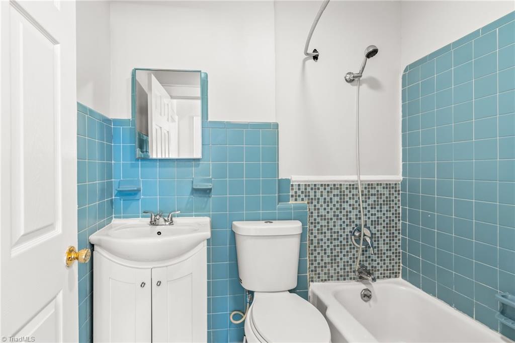 411 East State Avenue High Point, NC 27262 - Photo 11 of 12 Gallery Image 11