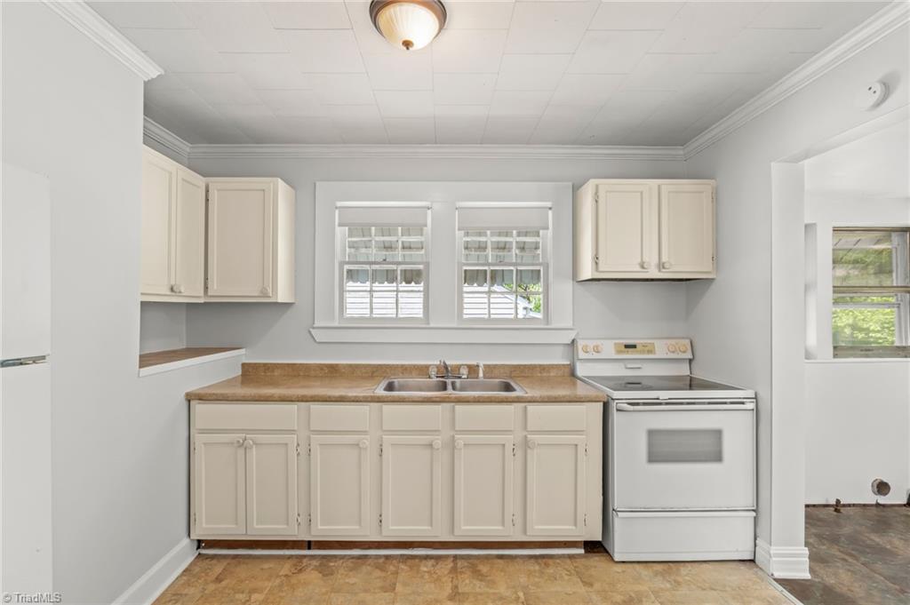 411 East State Avenue High Point, NC 27262 - Photo 8 of 12 Gallery Image 8