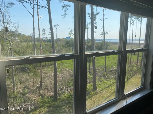 $2,200 | 213 River Gate Lane, Wilmington, NC 28412