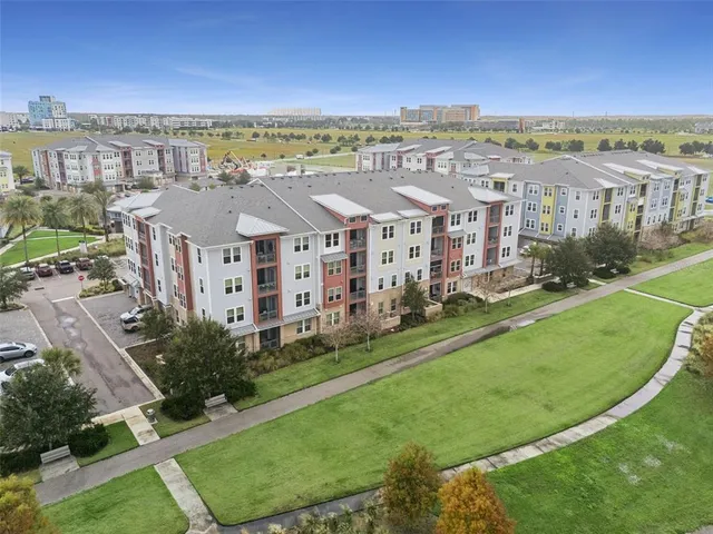 $450,000 | 7565 Laureate Boulevard, Unit 3304, Orlando, FL 32827