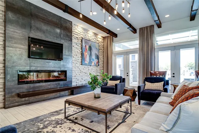 $450,000 | 7565 Laureate Boulevard, Unit 3304, Orlando, FL 32827