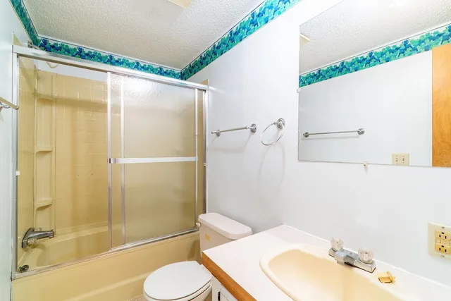 $210,000 | 3775 Highway 20, Angola, IN 46703