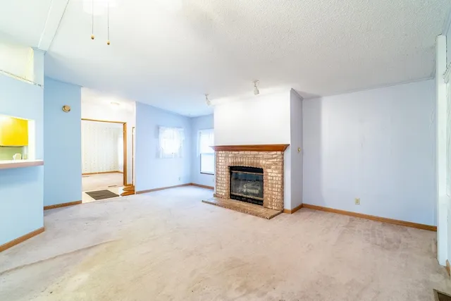 $210,000 | 3775 Highway 20, Angola, IN 46703