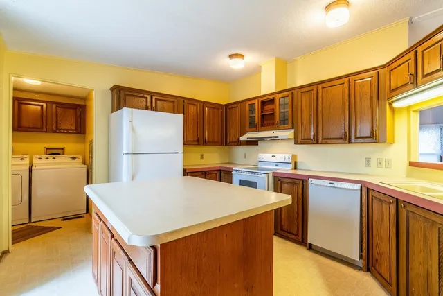 $210,000 | 3775 Highway 20, Angola, IN 46703