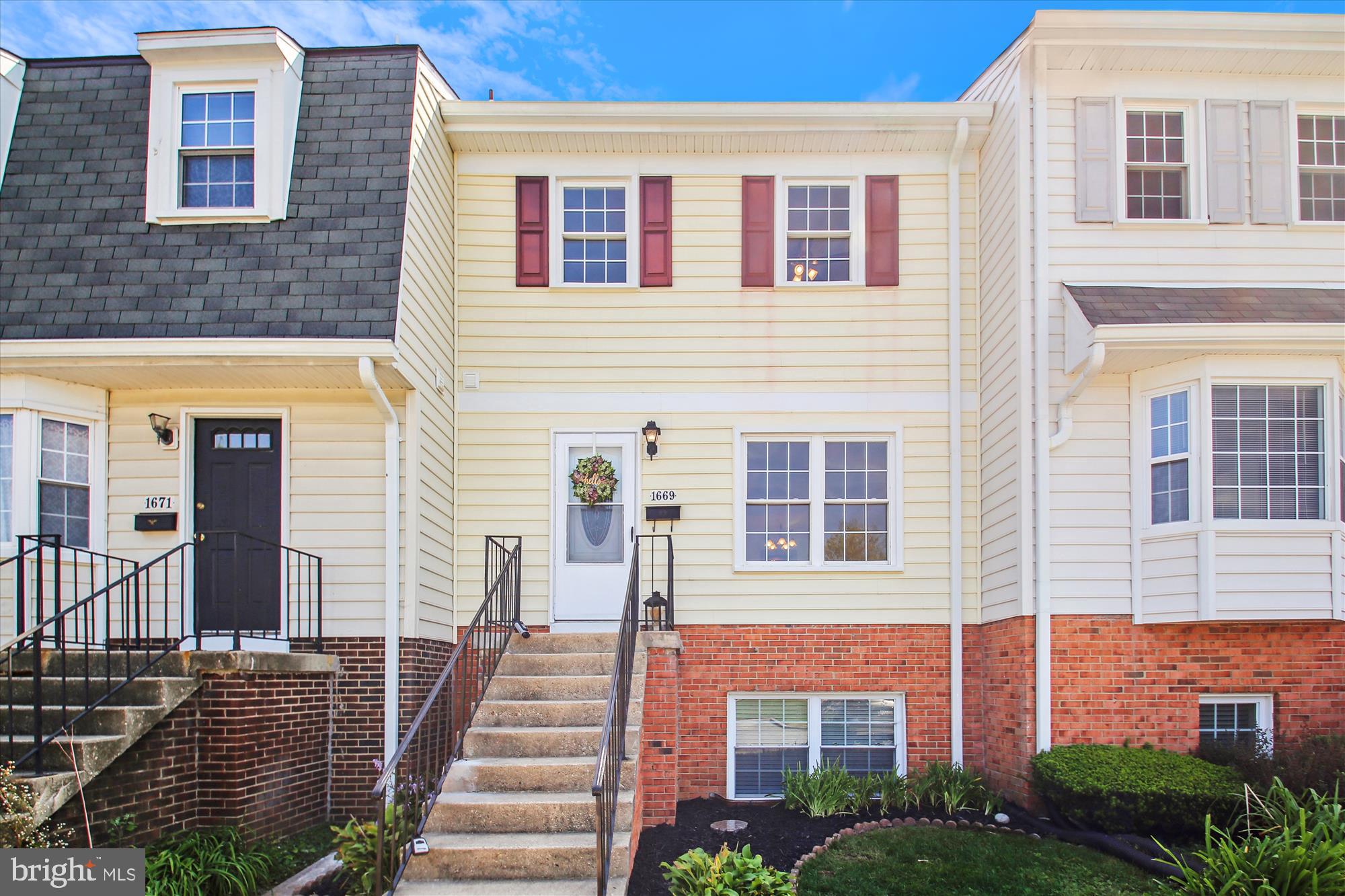 1669 Ridgely Court Crofton, MD 21114 - Photo 2 of 48 Front Elevation