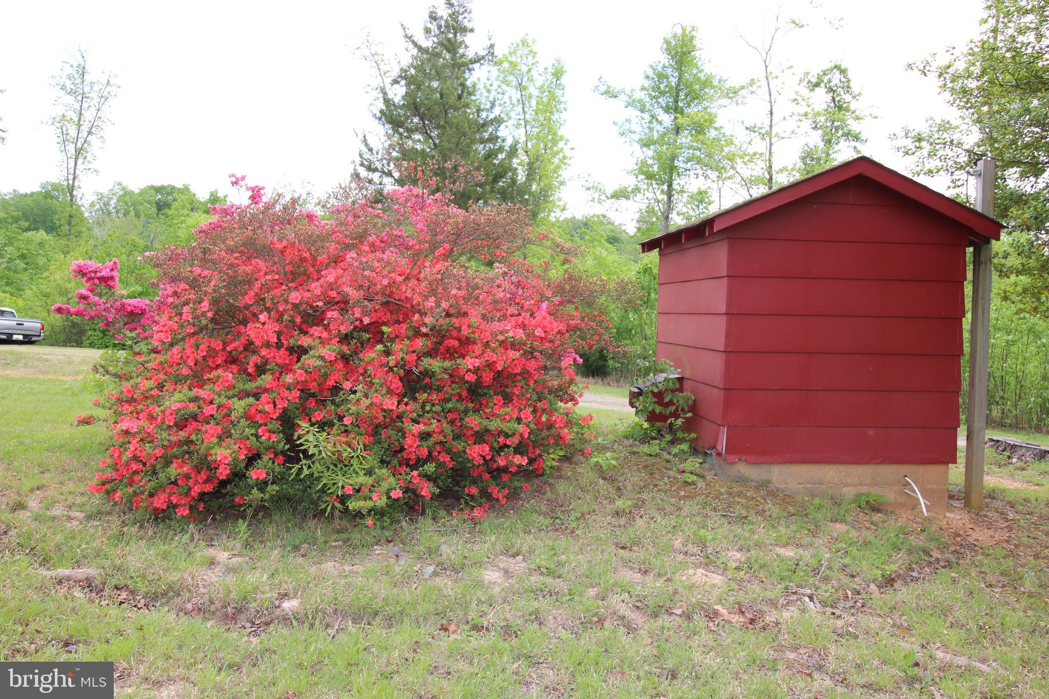 10528 Pineview Road Manassas, VA 20111 - Photo 16 of 61 Beautiful