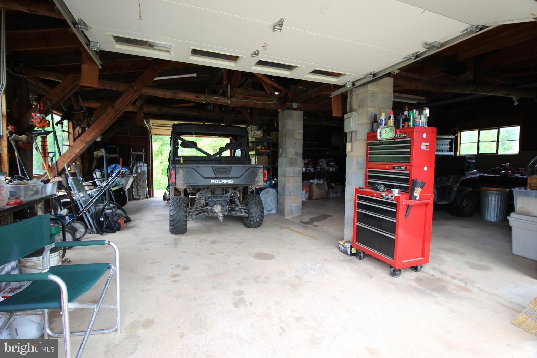 10528 Pineview Road Manassas, VA 20111 - Photo 37 of 61 One side of barn