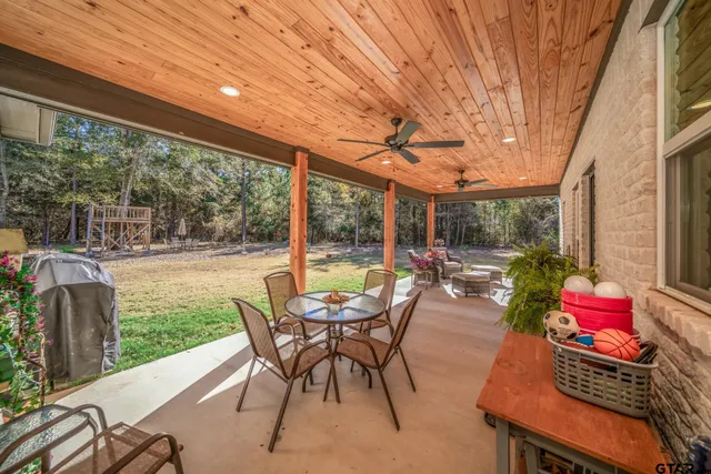 $680,000 | 645 County Road 1713, Jacksonville, TX 75766