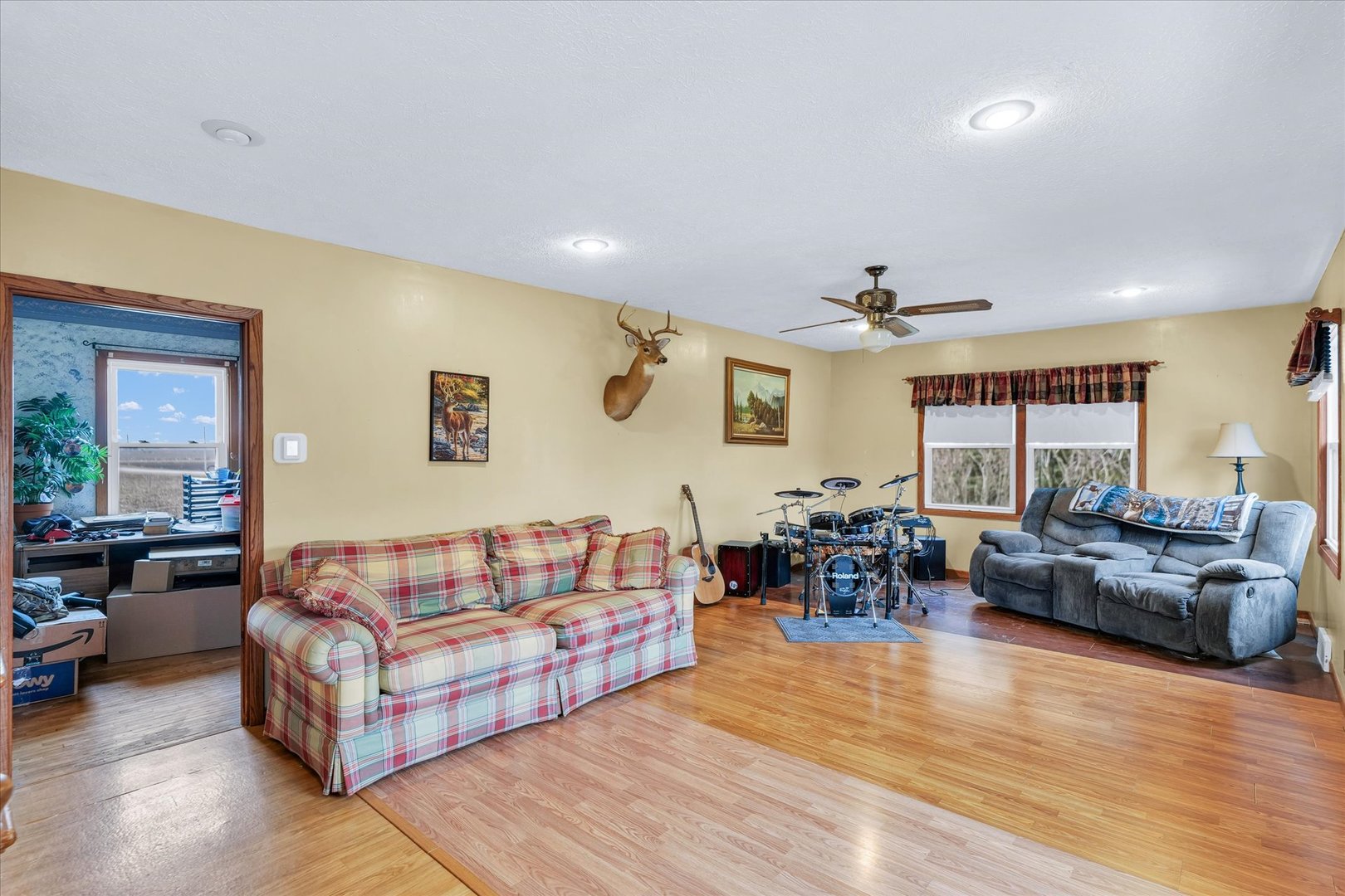 27238 East 100 N Road Strawn, IL 61775 - Photo 3 of 23