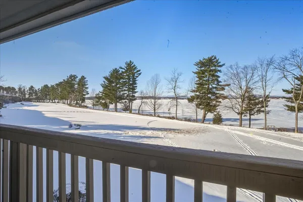 $899,900 | 102 South Beach Road, South Burlington, VT 05403