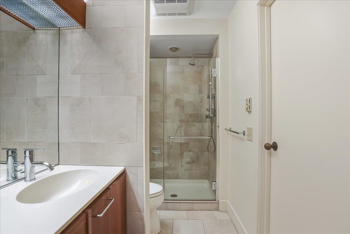 102 South Beach Road South Burlington, VT 05403 - Photo 18 of 58