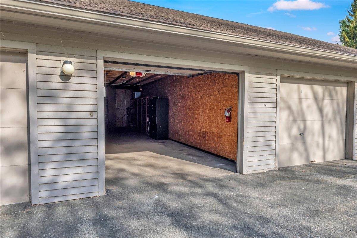 102 South Beach Road South Burlington, VT 05403 - Photo 29 of 58