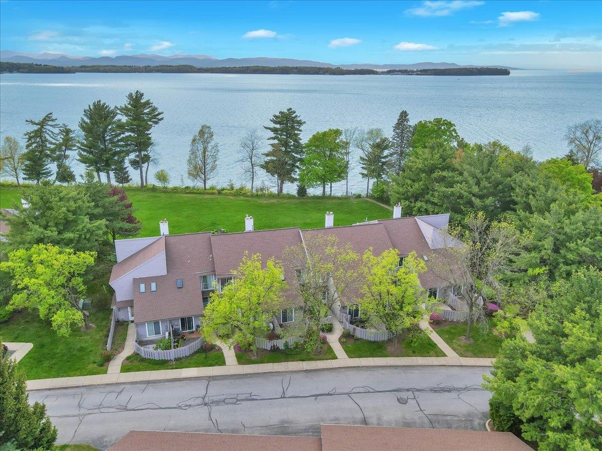 102 South Beach Road South Burlington, VT 05403 - Photo 31 of 58