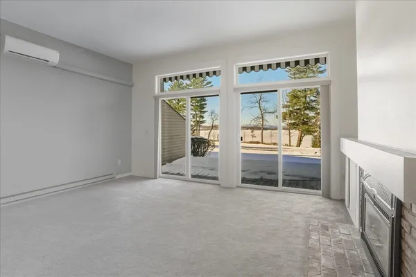 $899,900 | 102 South Beach Road, South Burlington, VT 05403