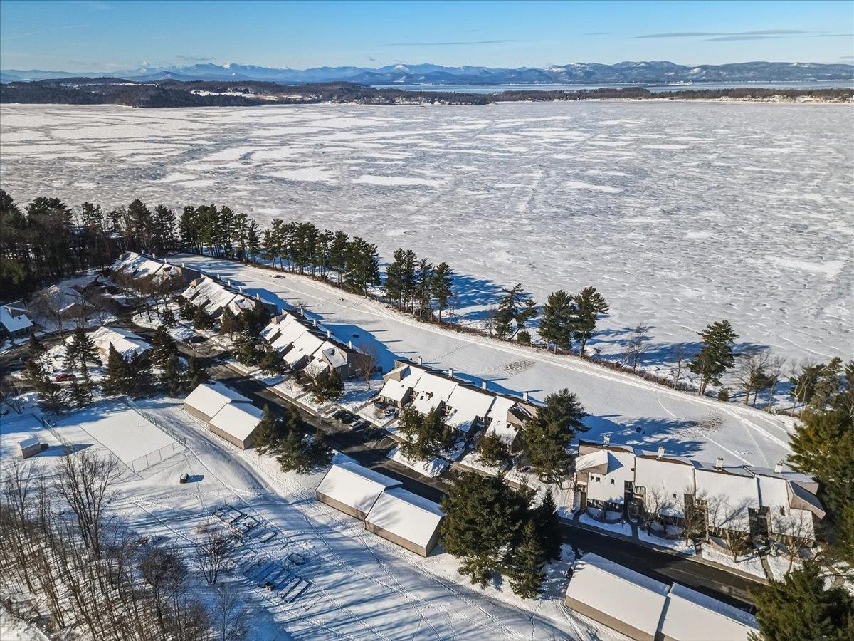 102 South Beach Road South Burlington, VT 05403 - Photo 52 of 58