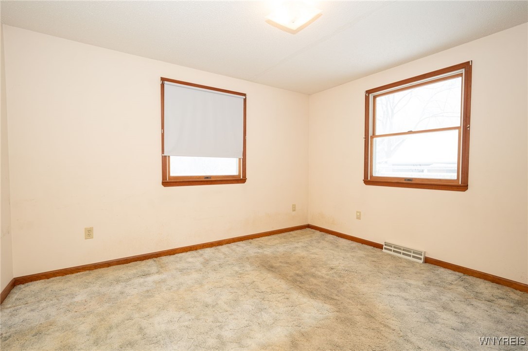 1788 Ruie Road North Tonawanda, NY 14120 - Photo 20 of 50