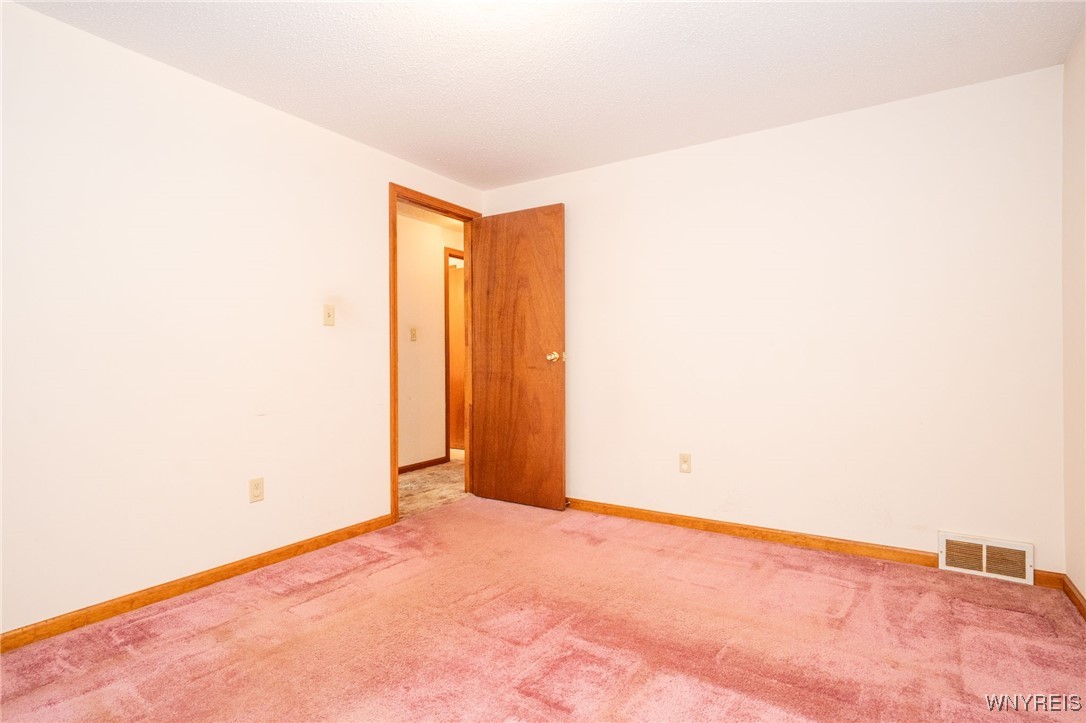 1788 Ruie Road North Tonawanda, NY 14120 - Photo 28 of 50