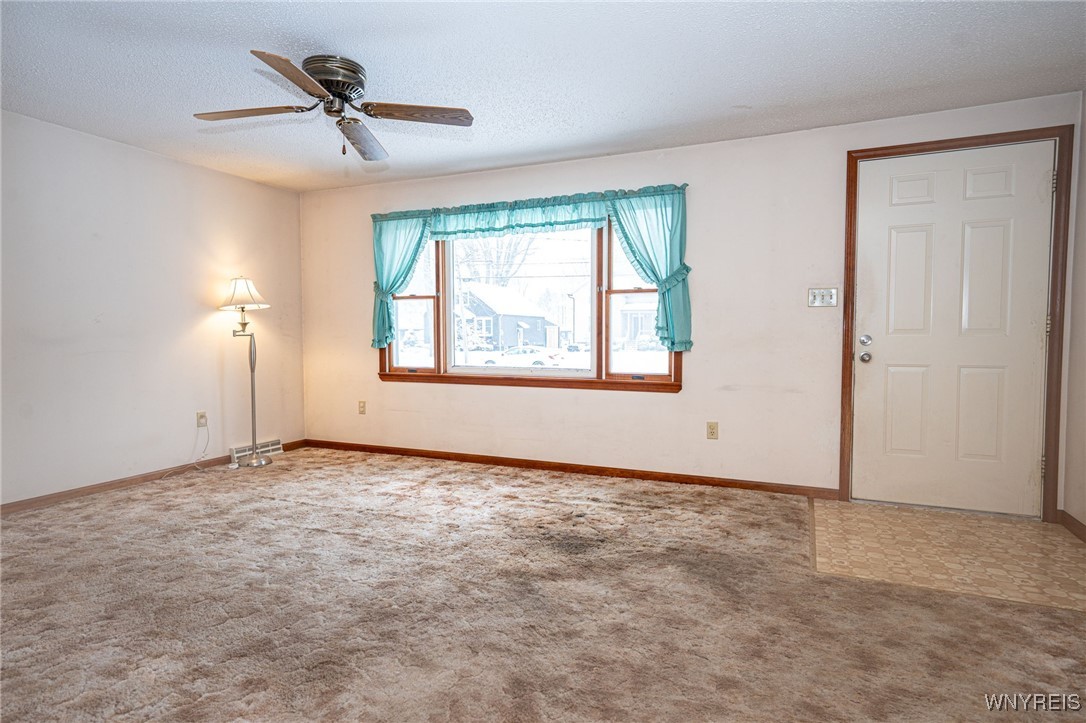 1788 Ruie Road North Tonawanda, NY 14120 - Photo 5 of 50