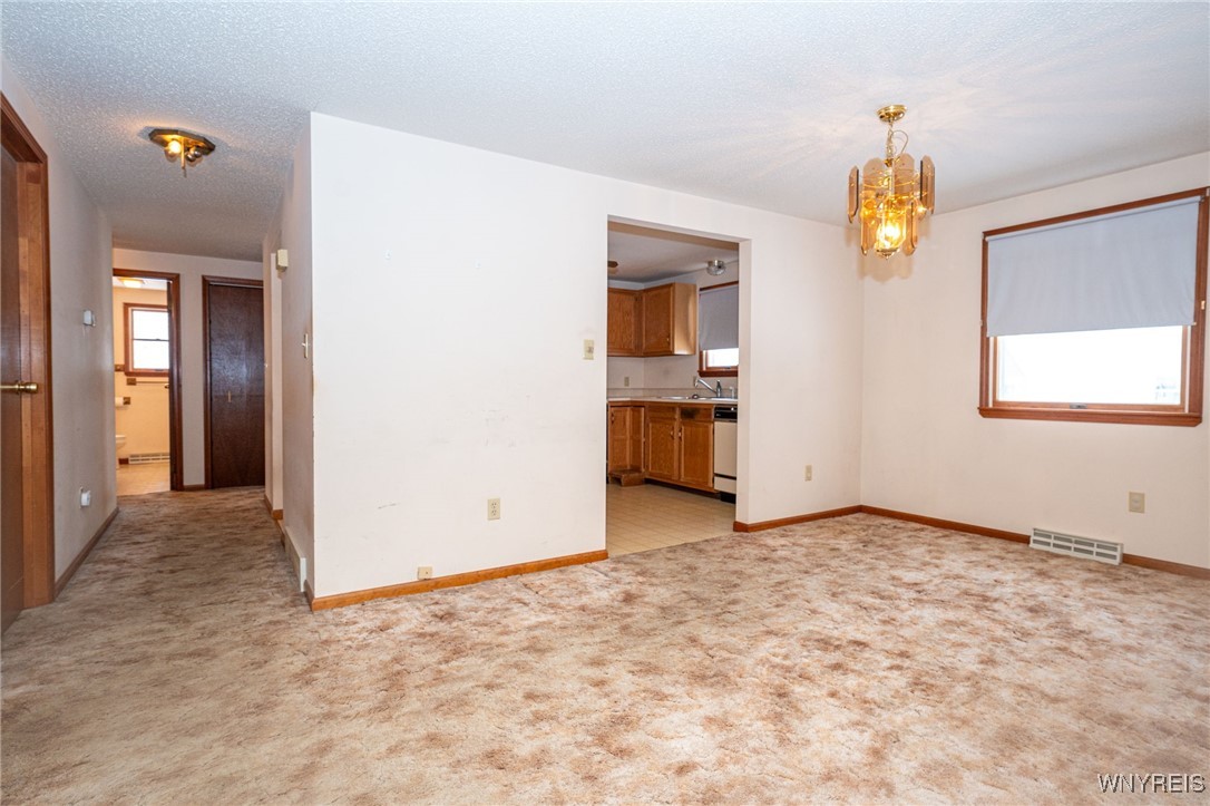 1788 Ruie Road North Tonawanda, NY 14120 - Photo 9 of 50