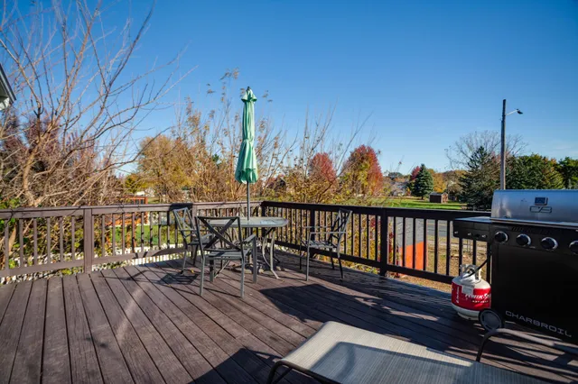 $375,000 | 348 Columbine Lane, Shakopee, MN 55379