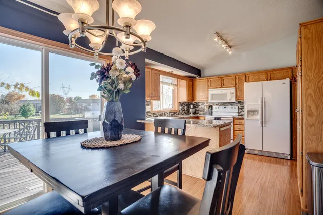 $375,000 | 348 Columbine Lane, Shakopee, MN 55379