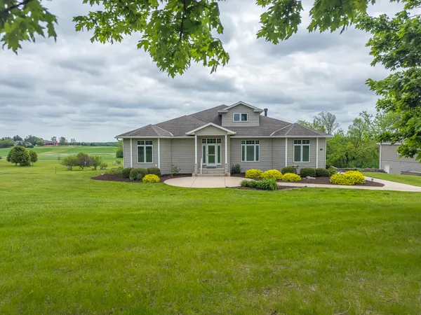 $1,195,000 | 11604 North Granville Road, Mequon, WI 53097