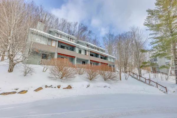 $649,000 | 8 Granite Road, Unit 2, Lincoln, NH 03251
