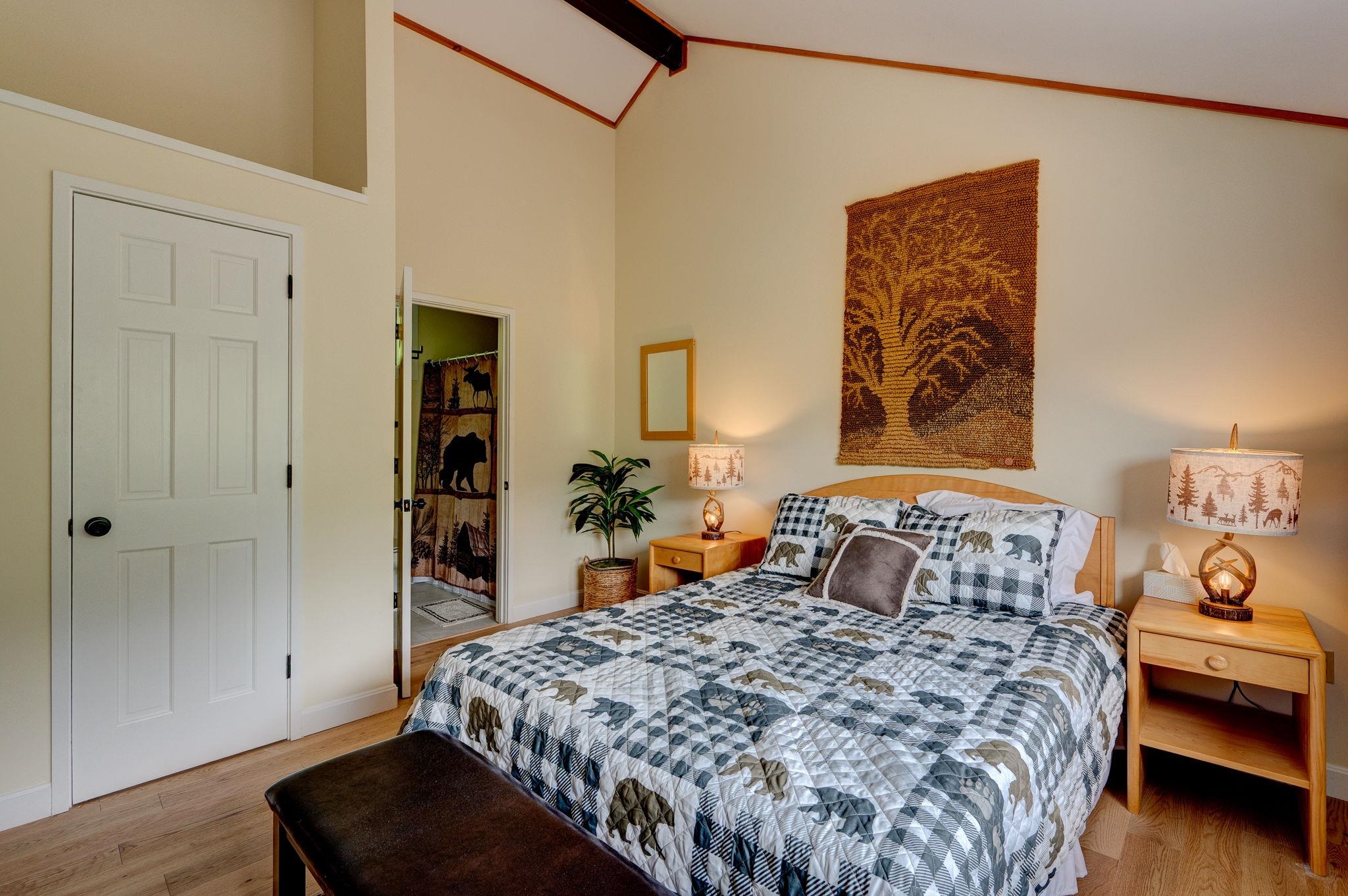 8 Granite Road, Unit 2 Lincoln, NH 03251 - Photo 12 of 36