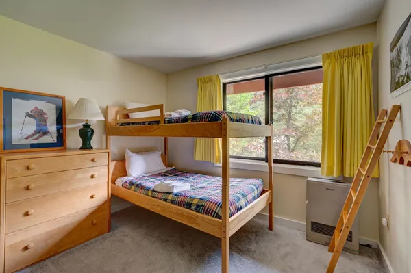 $649,000 | 8 Granite Road, Unit 2, Lincoln, NH 03251