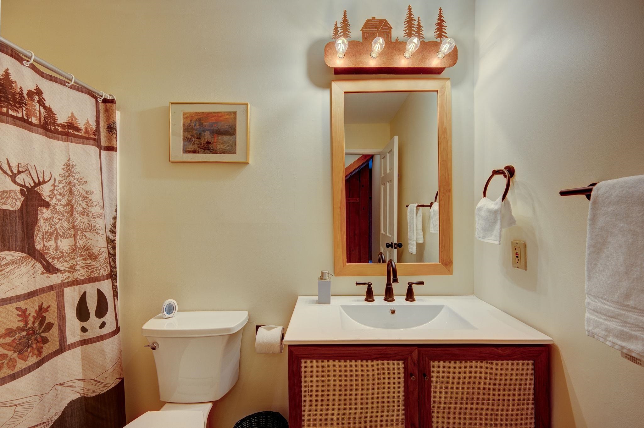 8 Granite Road, Unit 2 Lincoln, NH 03251 - Photo 19 of 36