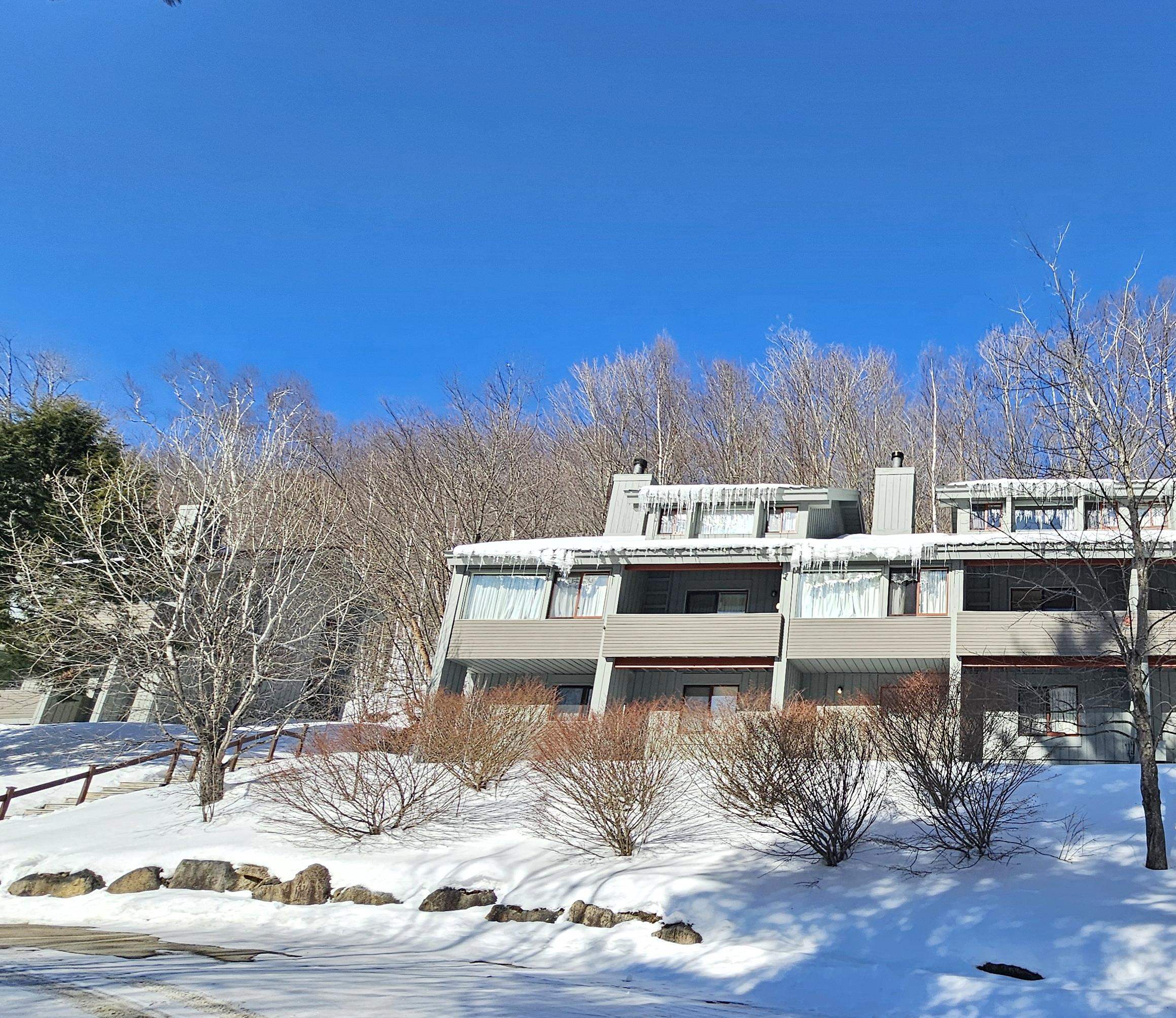 8 Granite Road, Unit 2 Lincoln, NH 03251 - Photo 26 of 36