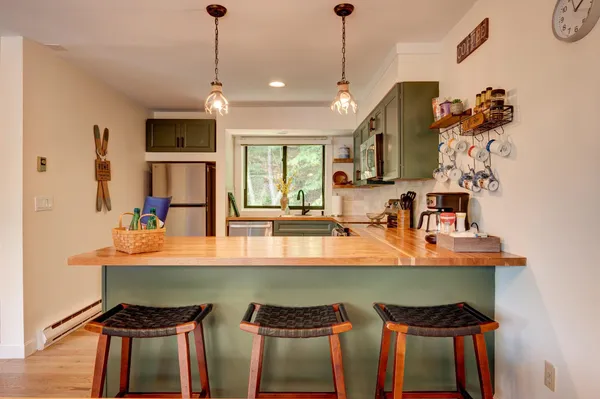 $649,000 | 8 Granite Road, Unit 2, Lincoln, NH 03251