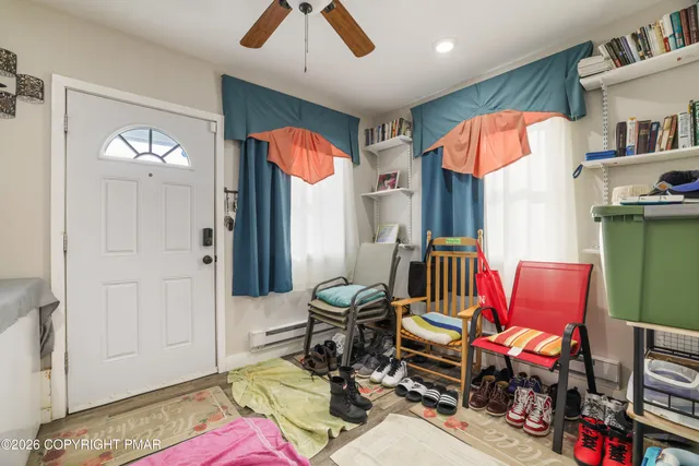 $289,900 | 127 Simmons Place, Bushkill, PA 18324