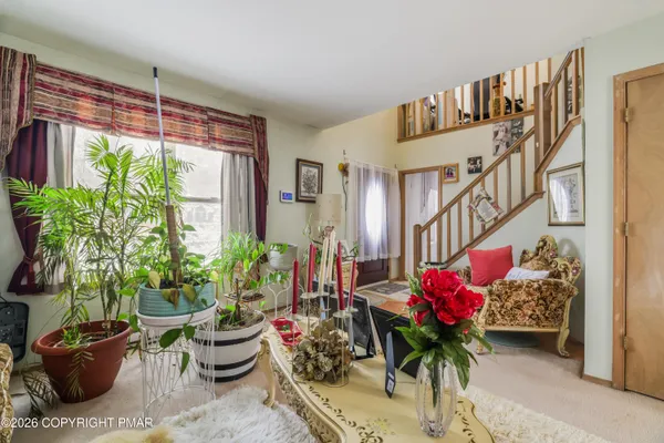 $295,000 | 127 Simmons Place, Bushkill, PA 18324