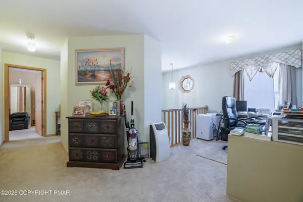 $295,000 | 127 Simmons Place, Bushkill, PA 18324