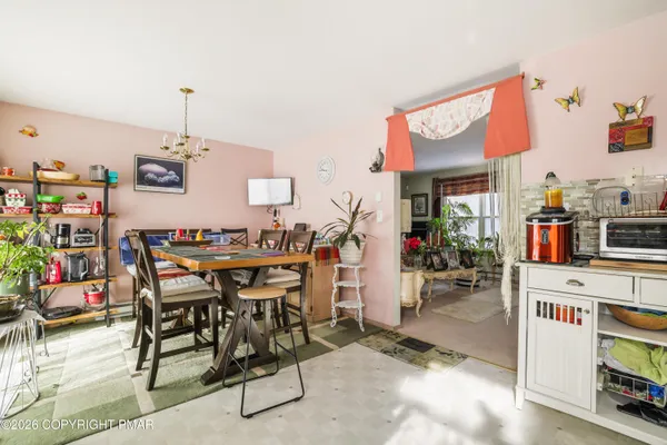 $295,000 | 127 Simmons Place, Bushkill, PA 18324