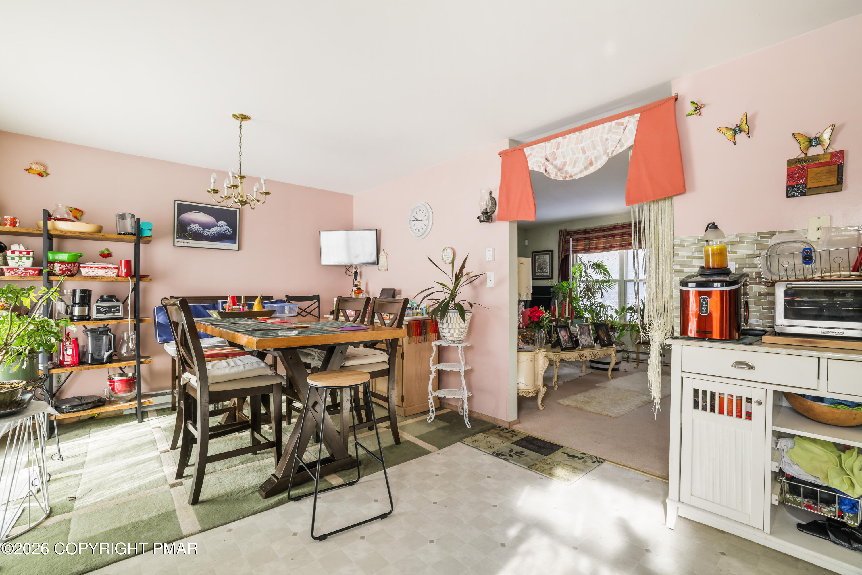 127 Simmons Place Bushkill, PA 18324 - Photo 7 of 51 16-RBP51469