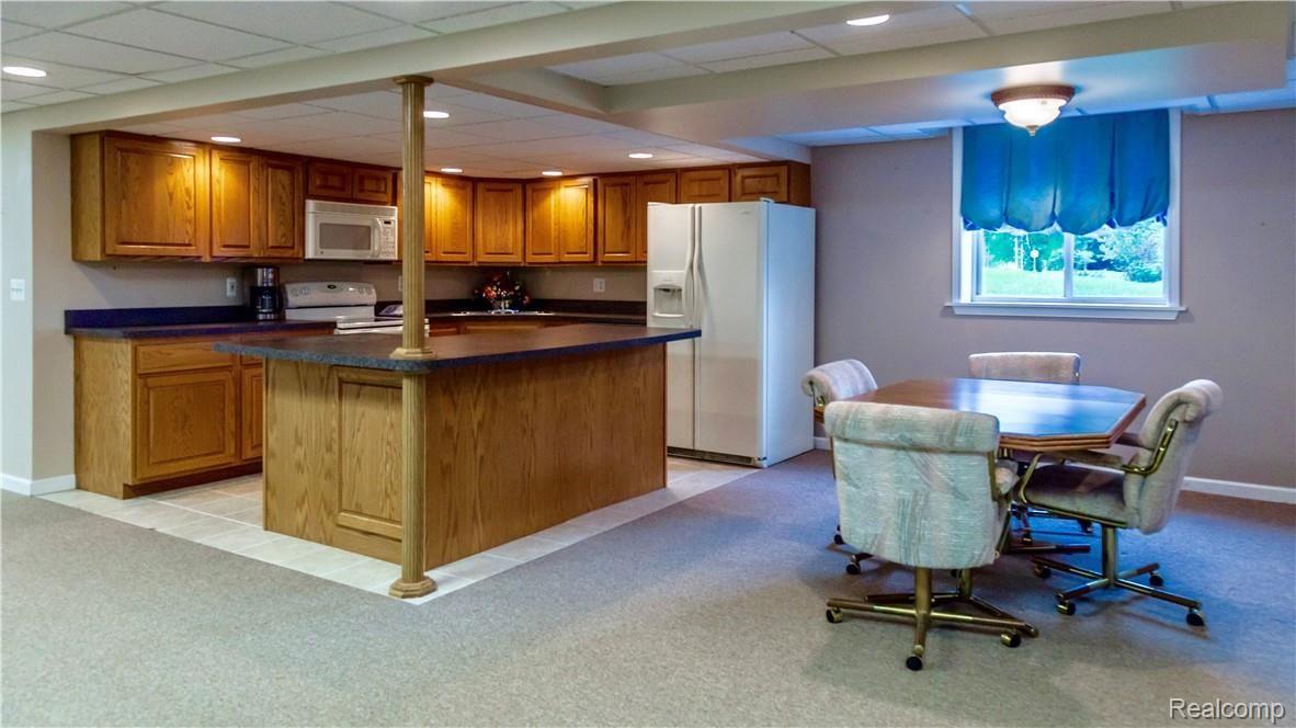 47916 Racewood Drive Macomb, MI 48044 - Photo 24 of 28 66B4243F-AAD4-4491-8646-41502DE031C2.jpeg